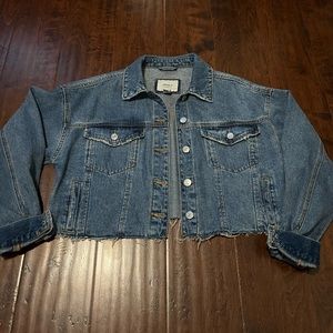 Cropped denim jacket